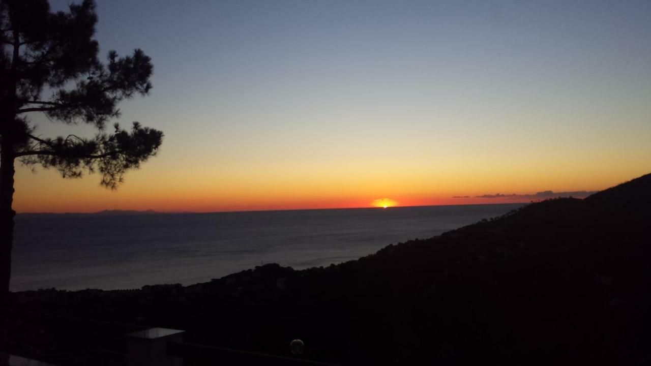 Bed and Breakfast Antemare Noli Exterior foto