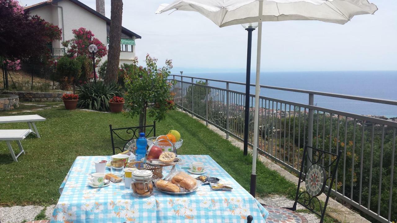 Bed and Breakfast Antemare Noli Exterior foto